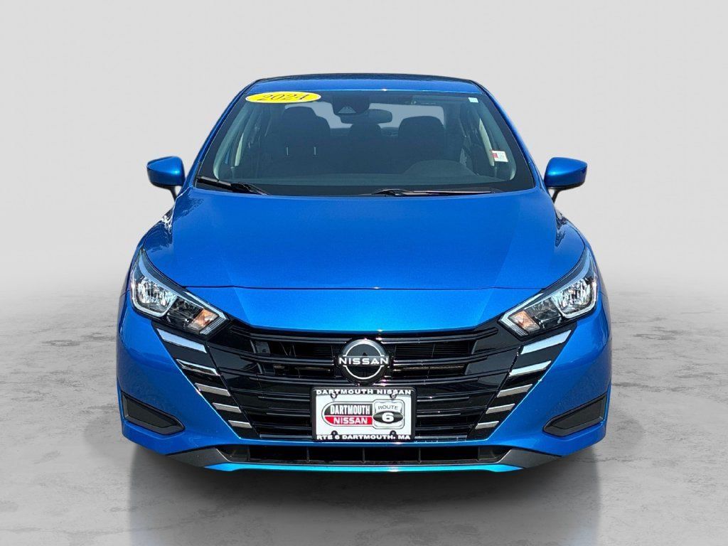 Certified 2024 Nissan Versa SV FWD image 2
