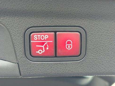 Certified 2022 Mercedes-Benz GLE 350 4MATIC image 17