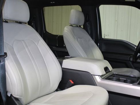 Used 2020 Ford F250 Platinum w/ FX4 Off-Road Package image 23