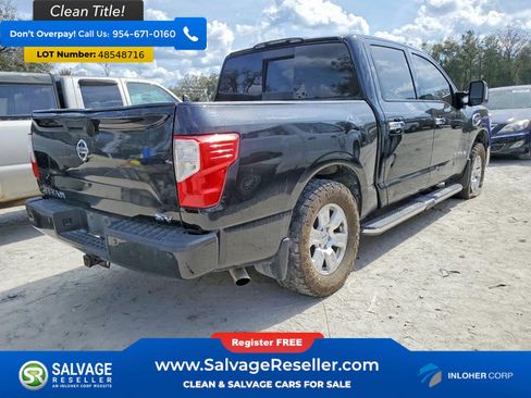 Used 2017 Nissan Titan SV image 4