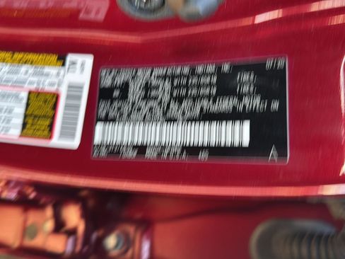 Certified 2020 Toyota Highlander XLE image 38