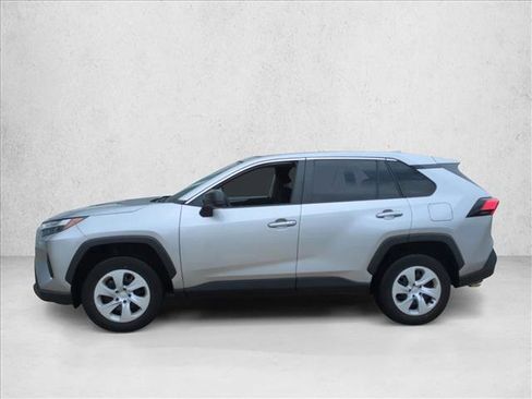 Used 2024 Toyota RAV4 LE image 8