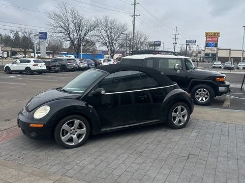 Used 2007 Volkswagen Beetle Convertible w/ Package 2 image 13