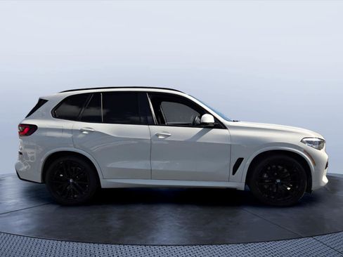 Used 2022 BMW X5 sDrive40i w/ M Sport Package RWD image 6