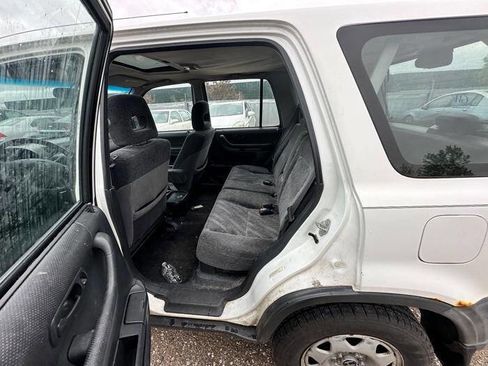 Used 2001 Honda CR-V LX image 21