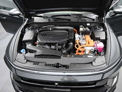 New 2026 Hyundai Sonata Limited FWD image 27