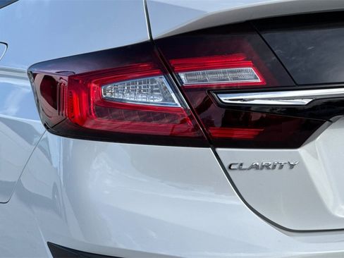 Used 2018 Honda Clarity Plug-In Hybrid image 26