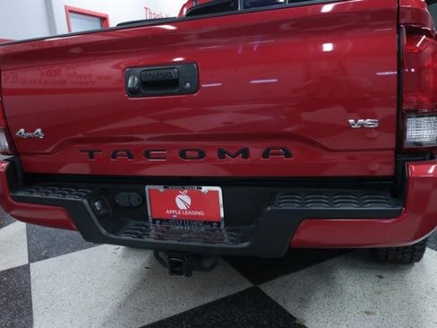 Used 2023 Toyota Tacoma SR AWD/4WD image 29