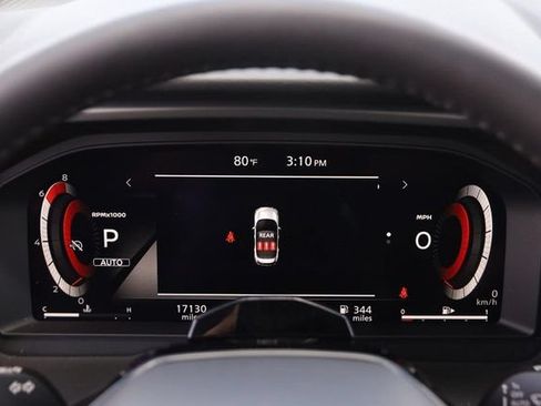 Certified 2025 Nissan Rogue SL w/ Tech Package AWD/4WD image 15