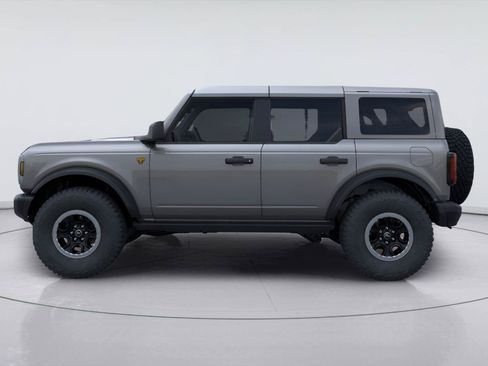 Used 2026 Ford Bronco Badlands AWD/4WD image 3