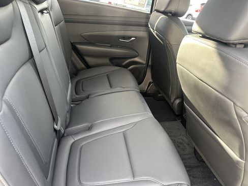 Used 2025 Hyundai Tucson SEL image 14