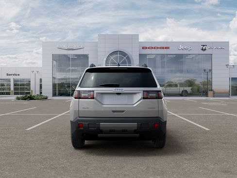 New 2026 Jeep Cherokee Laredo AWD/4WD image 7