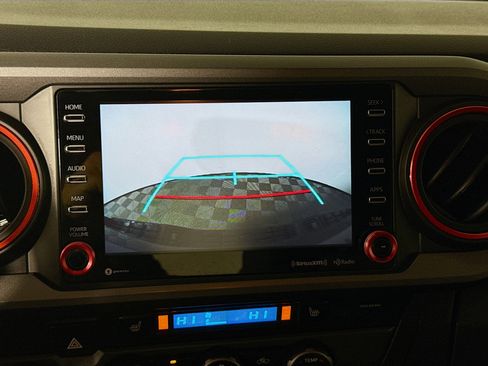 Certified 2022 Toyota Tacoma TRD Off-Road w/ TRD Premium Off Road Package image 16