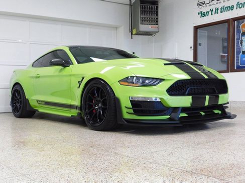 Used 2020 Ford Mustang GT Premium w/ Equipment Group 401A image 6