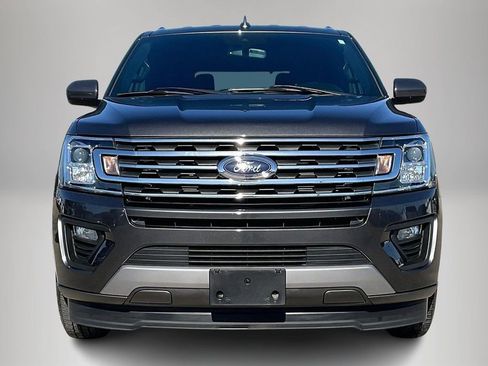 Certified 2021 Ford Expedition XLT image 3