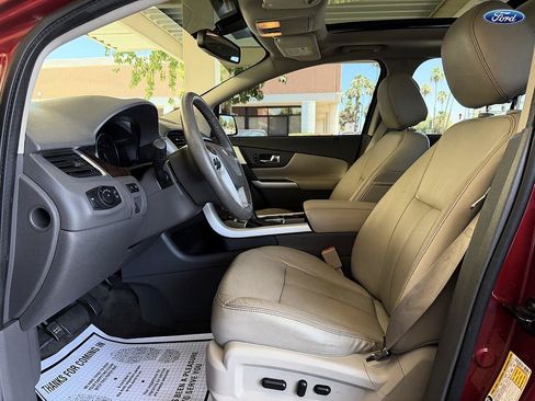 Used 2014 Ford Edge Limited w/ Equipment Group 302A FWD image 10