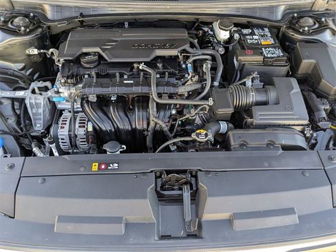 Used 2025 Kia K4 LXS image 30