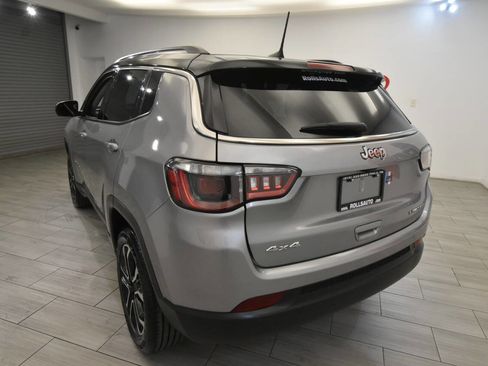 Used 2022 Jeep Compass Limited AWD/4WD image 3