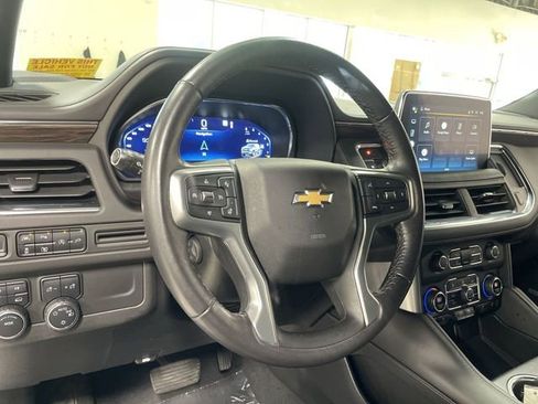 Used 2022 Chevrolet Tahoe LT w/ Luxury Package AWD/4WD image 14