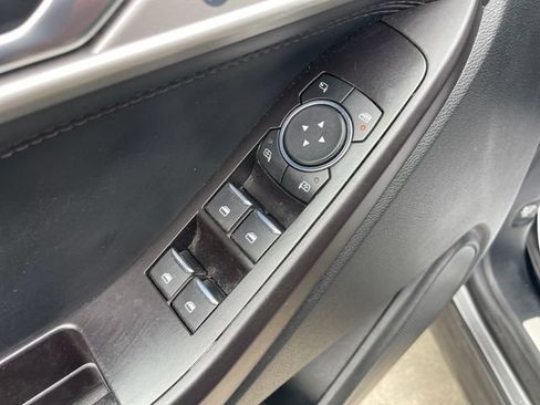 Used 2020 Ford Explorer Platinum AWD/4WD image 21