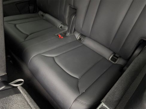 Used 2024 Audi Q7 2.0T Premium Plus image 40