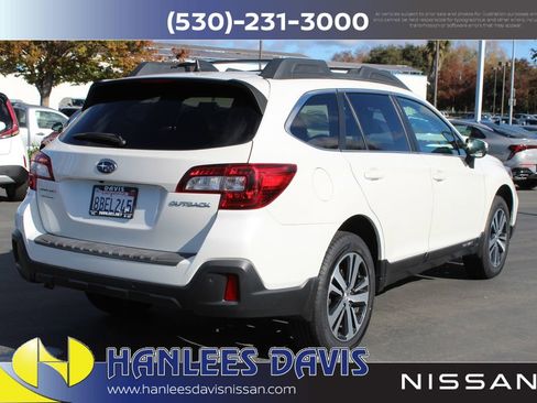 Used 2018 Subaru Outback 2.5i Limited image 7