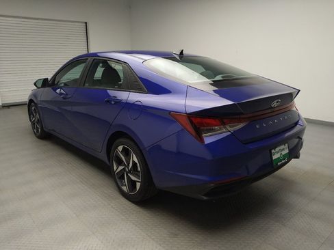Used 2023 Hyundai Elantra SEL w/ Convenience Package FWD image 5