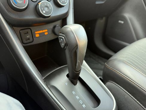 Used 2020 Chevrolet Trax LT w/ Sun & Sound Package image 24