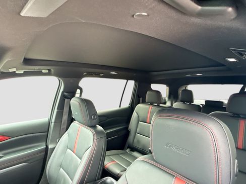 Used 2024 Chevrolet Traverse RS w/ LPO, Floor Liner Package AWD/4WD image 29