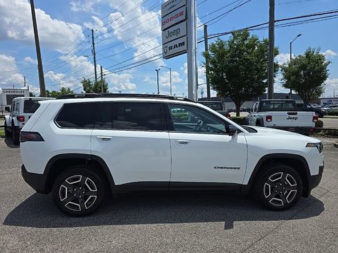 New 2026 Jeep Cherokee Limited AWD/4WD image 2
