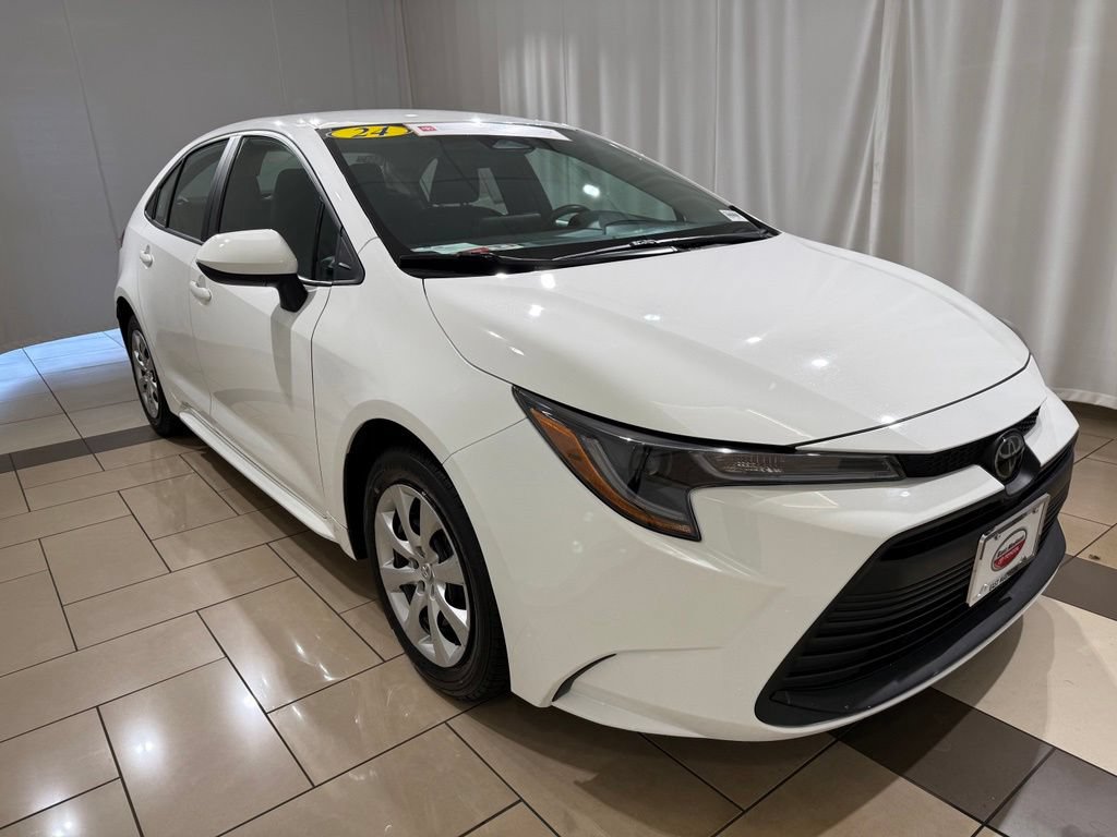 Certified 2024 Toyota Corolla LE FWD image 7