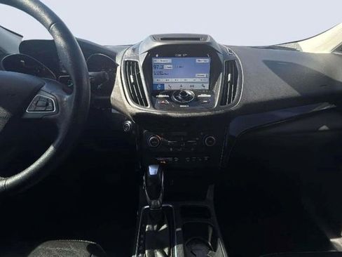 Used 2018 Ford Escape Titanium w/ Ford Safe & Smart Package image 8