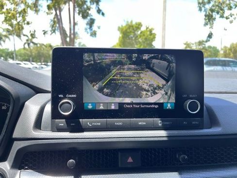 Used 2024 Honda CR-V EX image 8