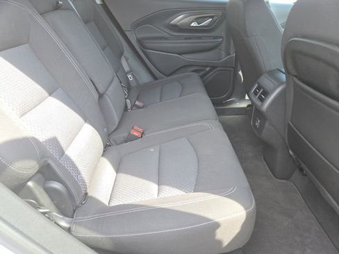 Used 2023 GMC Terrain SLE image 22