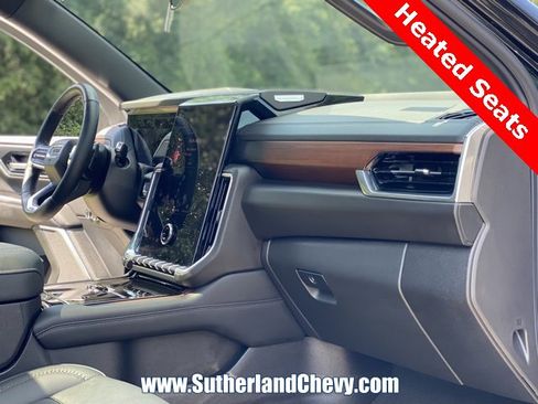 Certified 2025 GMC Yukon XL Denali image 19