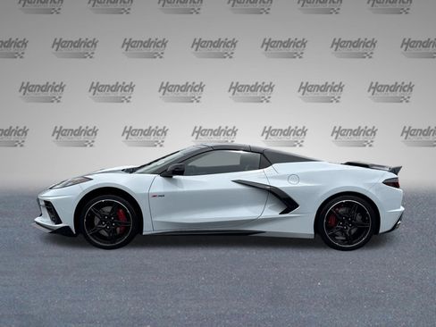 Used 2021 Chevrolet Corvette Stingray Preferred Conv w/ Z51 Performance Package RWD image 7