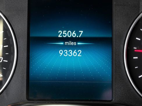 Used 2021 Mercedes-Benz Sprinter 3500 image 17