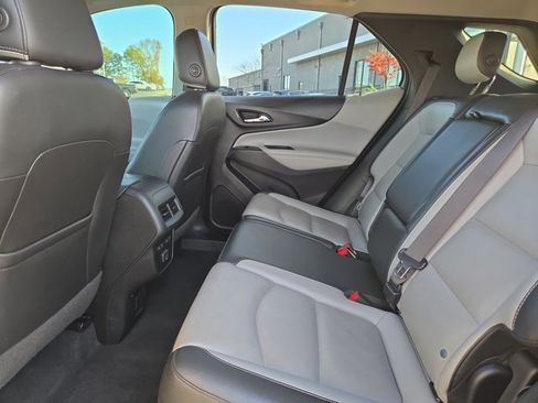 Used 2020 Chevrolet Equinox Premier image 13
