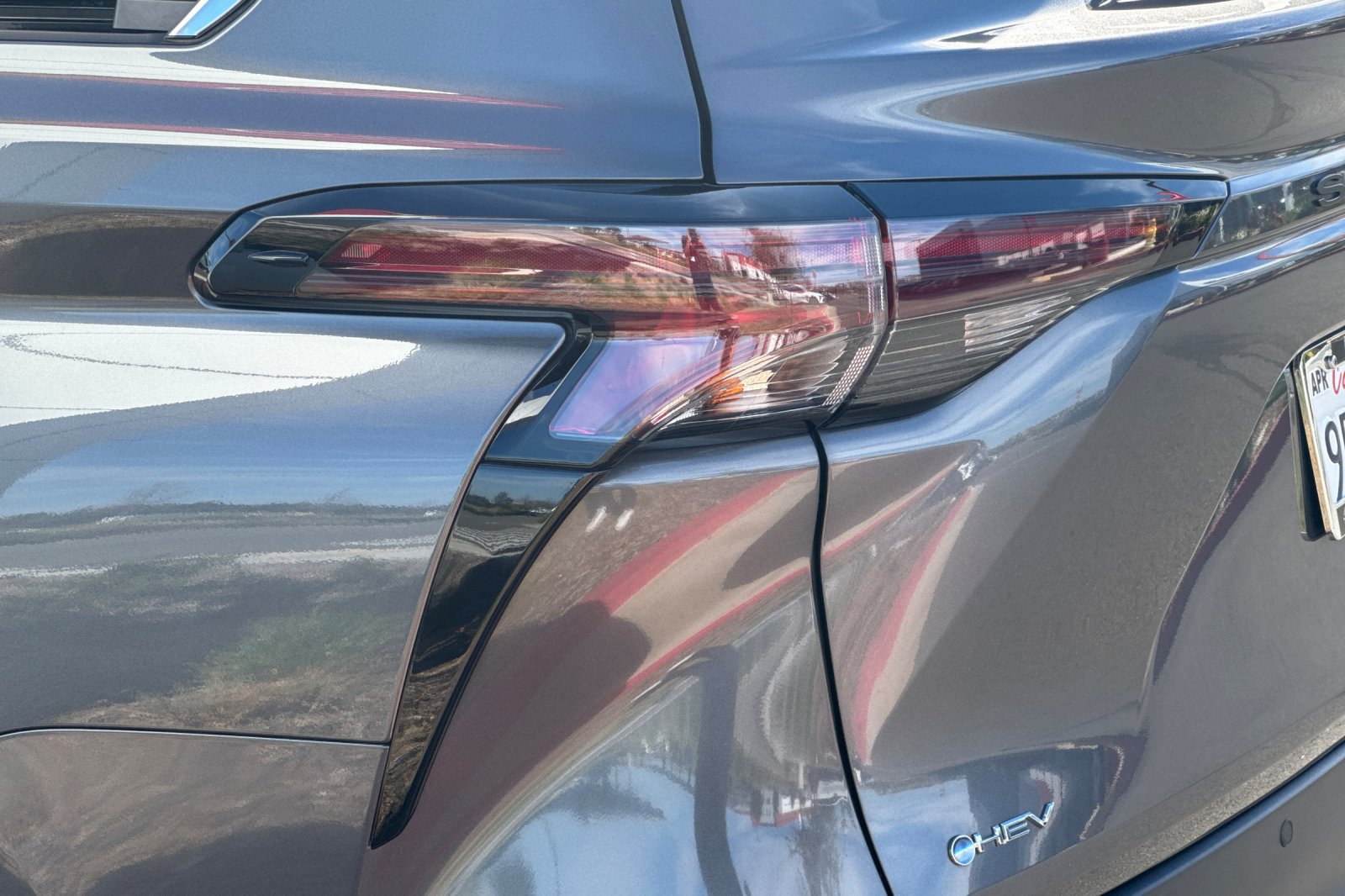 Used 2025 Toyota Sienna XLE FWD image 47