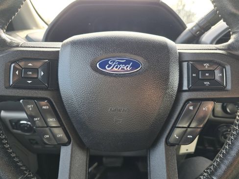 Used 2018 Ford F150 XLT w/ Equipment Group 302A Luxury image 28