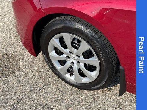 Used 2025 Toyota Corolla LE FWD image 10