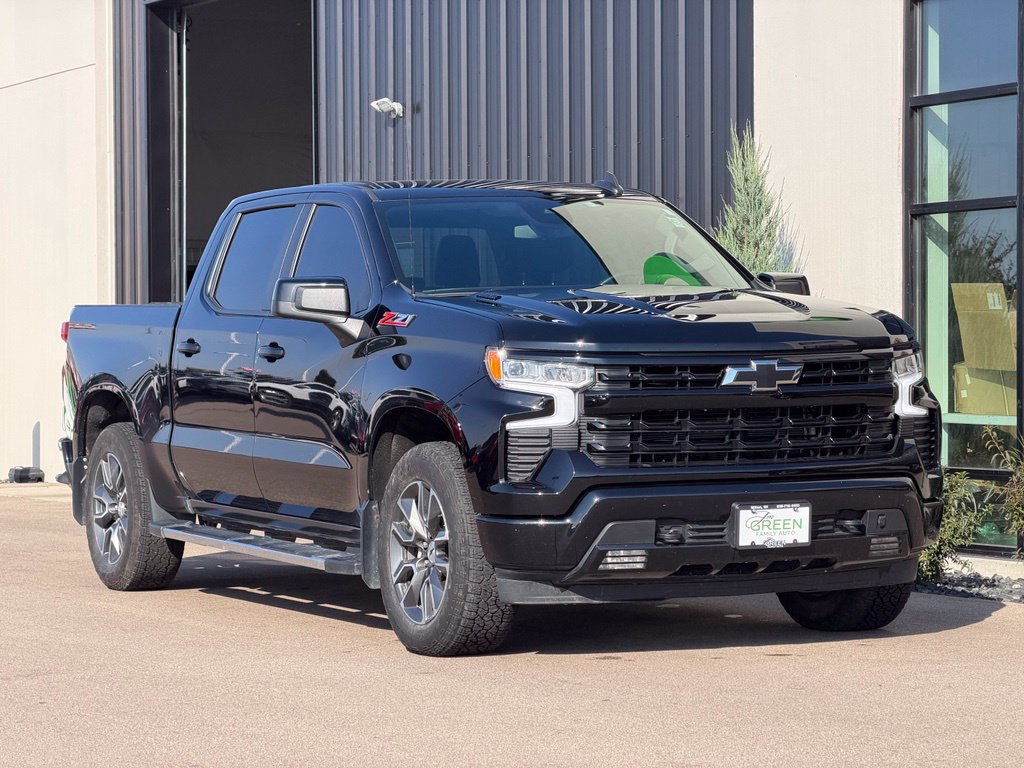 Used 2024 Chevrolet Silverado 1500 RST AWD/4WD image 4