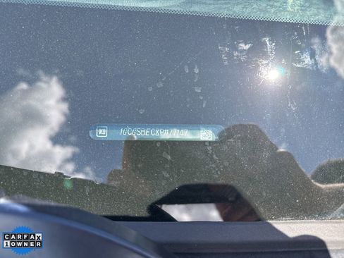 Used 2023 Chevrolet Colorado W/T image 10