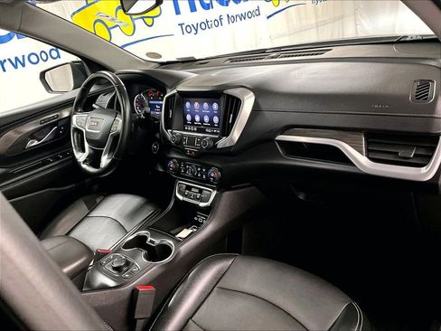 Used 2024 GMC Terrain SLT AWD/4WD image 14