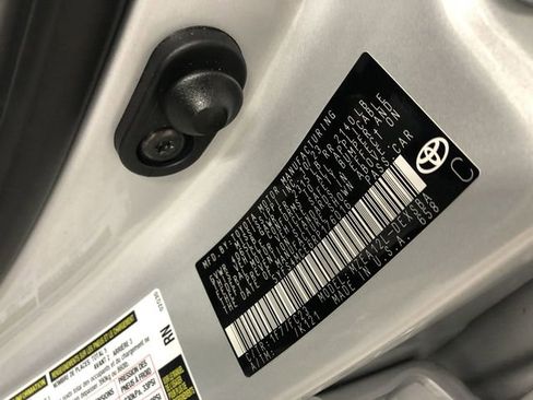 Used 2024 Toyota Corolla SE image 30