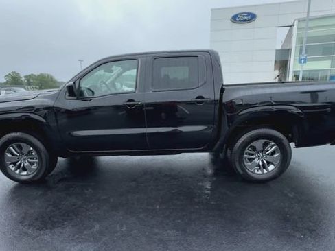 Used 2026 Nissan Frontier SV AWD/4WD image 5