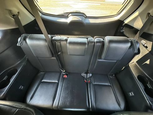 Used 2017 Toyota Highlander SE AWD/4WD image 20