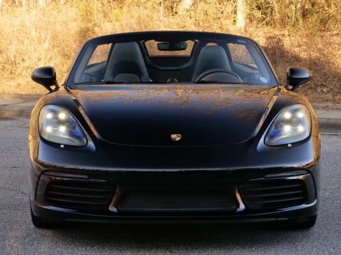 Used 2018 Porsche 718 Boxster S image 5