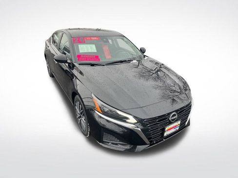 Certified 2024 Nissan Altima 2.5 SV image 35