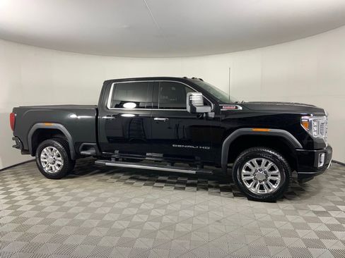 Used 2020 GMC Sierra 3500 Denali w/ Denali Ultimate Package image 2